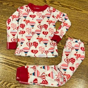 Hanna Andersson Heart Balloon Pajamas - Size 3